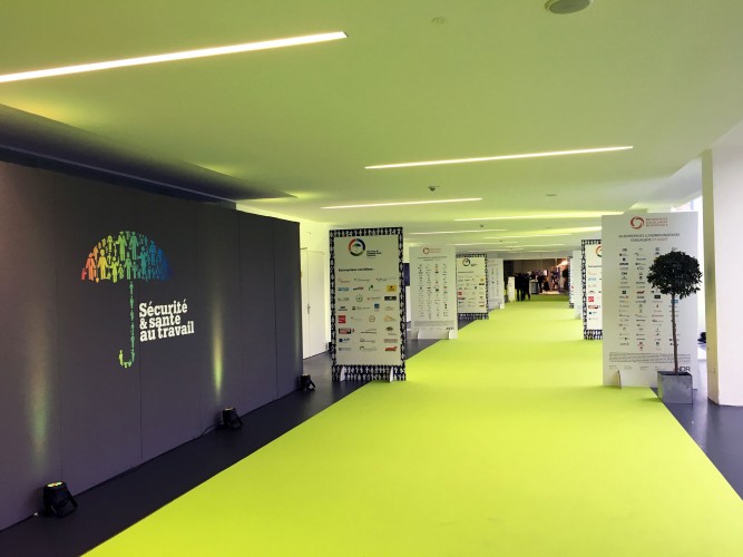 ForumSecuriteSante_couloirReboard