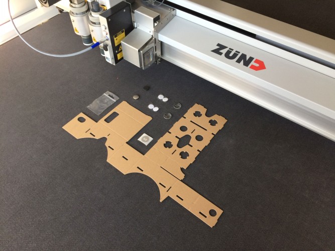 zund-google-cardboard